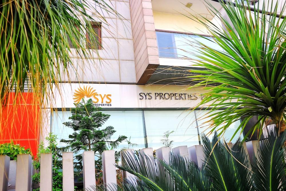 Hotel 91 Golf Course Road Gurgaon Bagian luar foto