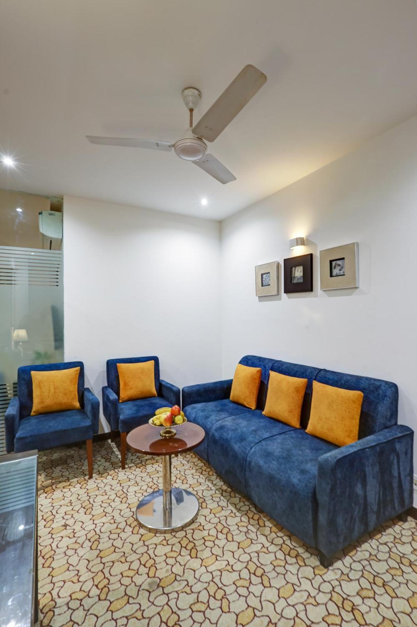 Hotel 91 Golf Course Road Gurgaon Bagian luar foto